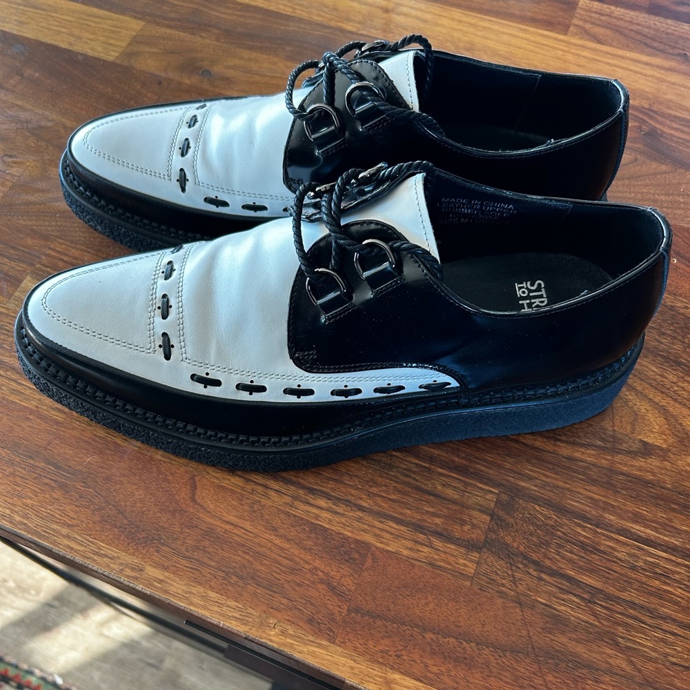 Straight to Hell b&w creepers